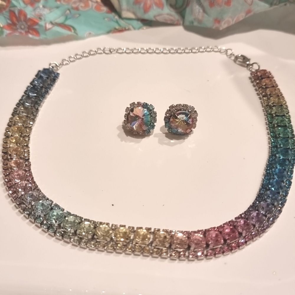 New SET Pastel Candy Colored Rhinestone Choker & Stud Earrings Set